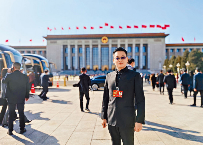 周小平前日在北京參加全國政協預備會議。