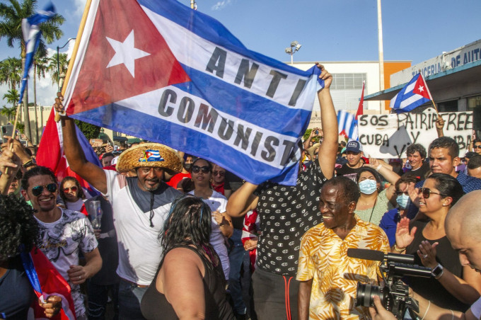 古巴上月爆发示威，当时民情汹涌。美联社资料图片