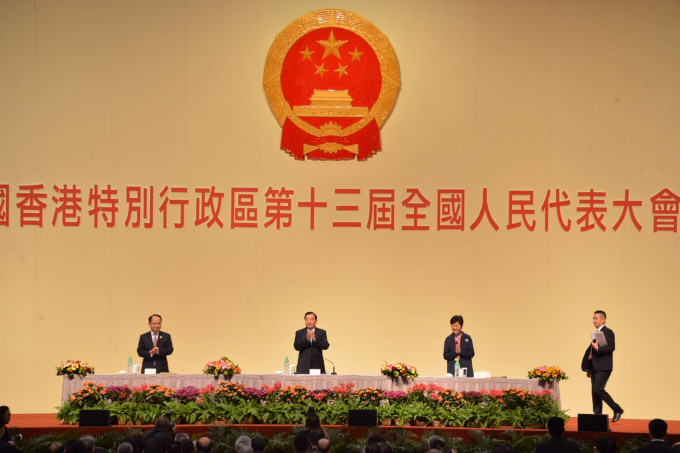 林郑月娥获选为主席团常务主席，选举提名期为本月二十四日至下月四日，选举于下月十九日举行。