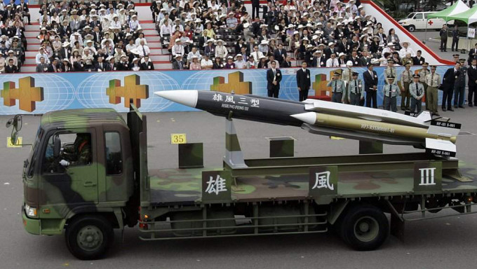 台灣中科院對「雄風三型」導彈重要儀器被爆送大陸維修作出說明。AP資料圖片