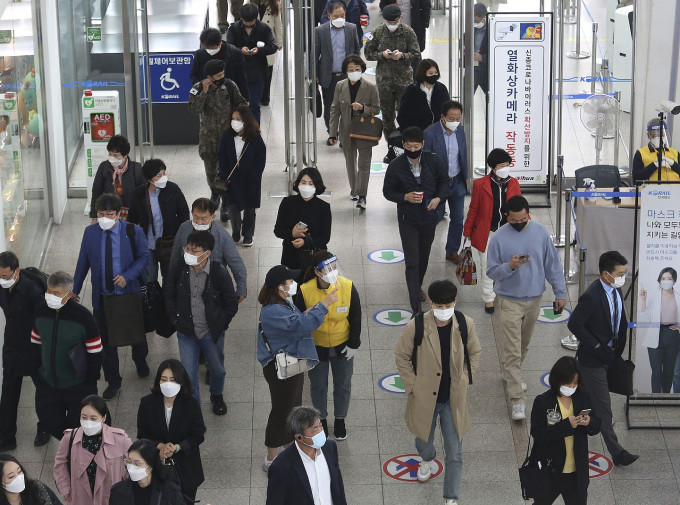 南韩出现48宗疑似接种流感疫苗死亡事件。AP