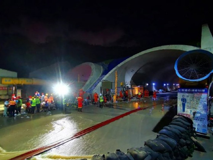 石景山隧道透水事故14名被困工人证实全部罹难。网图