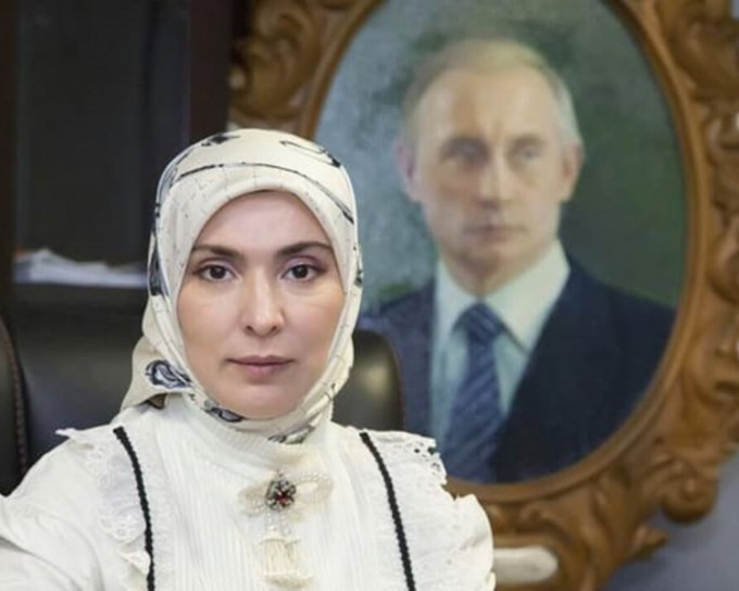 達吉斯坦伊斯蘭報刊主編加姆扎托娃正式成為總統候選人。網圖