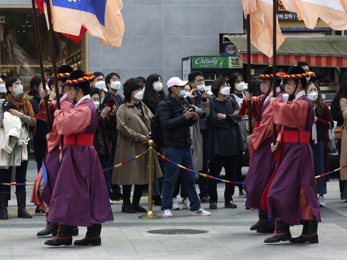 韩国单日确诊人数近200宗。AP图片