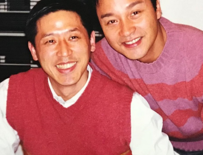 唐唐于社交网站上载19年前哥哥为其庆生的照片。网图