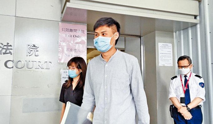 前元朗区议员何惠彬，被判入狱一个月，缓刑一年。