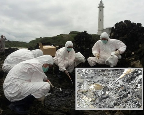 台灣當局動員81人次清理出615公斤油污垃圾。自由時報