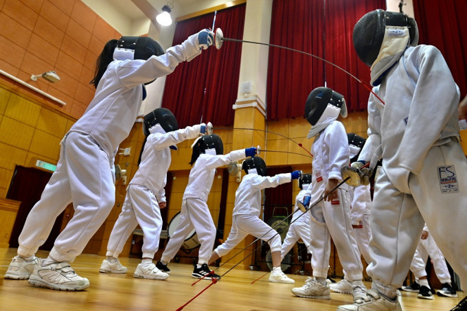 雨川小學2018年起，已率先讓小二生接觸花劍運動。