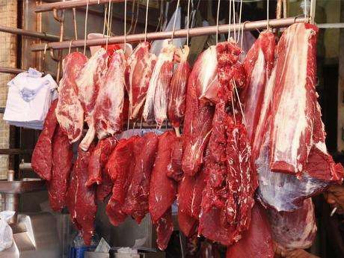 受猪肉价格推动，内地通胀升至近六年高位。（网图）