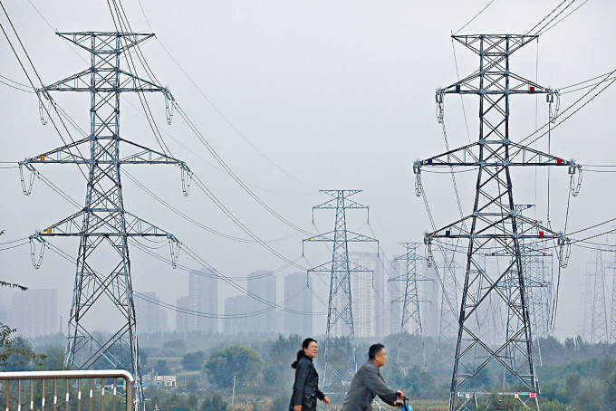 ■遼寧瀋陽市的大型電纜。