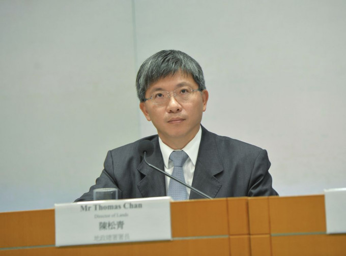 陈松青表示，署方准备成立土地供应组。资料图片