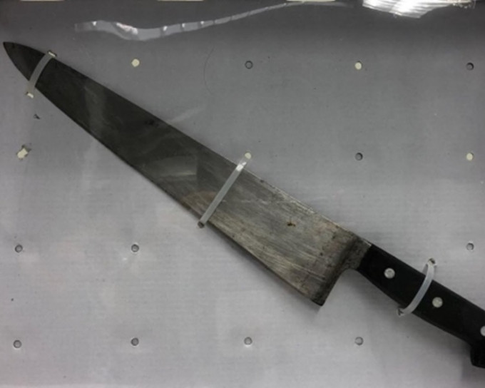 一名61岁男子于秀茂坪涉嫌以刀袭击食客被捕。警方图片