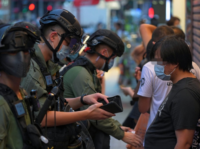 警方截查及拘捕多人。