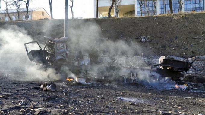 俄罗斯向乌克兰首都基辅发动的攻势持续。AP图片