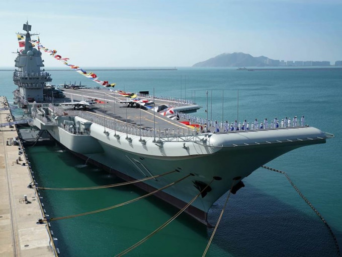 中国首艘国产航母山东舰。新华社资料图片