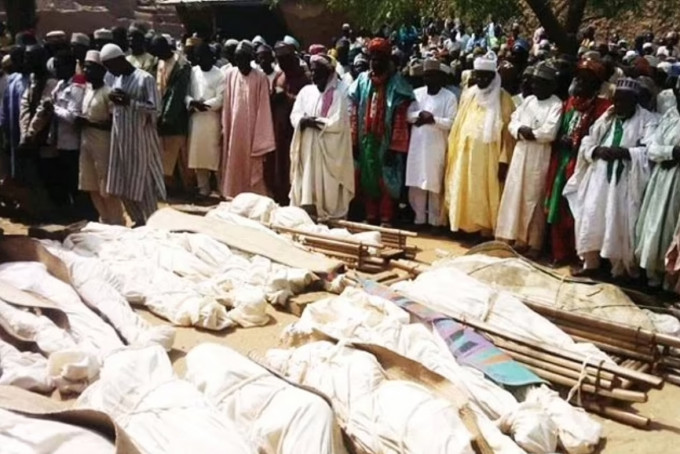 一批枪手在尼日利亚北部索科托省大开杀戒，开枪击毙了最少43人。网上图片