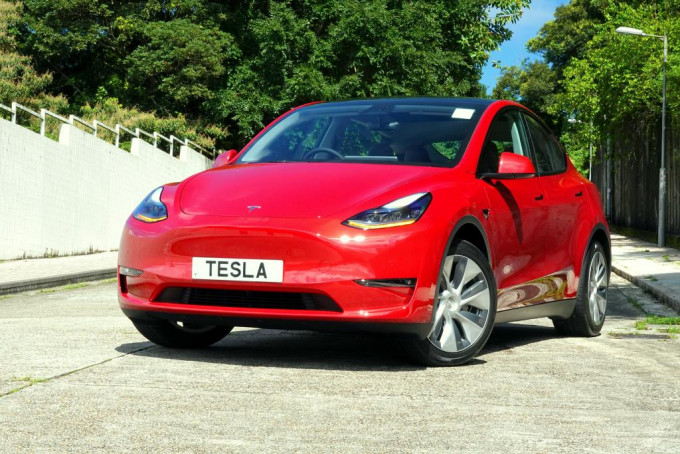 Tesla受惠大批Model Y抵港交付，2021年11月錄得1,437輛登記數。