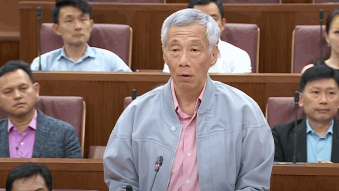 李显龙昨日在新加坡国会谈到两岸问题。
