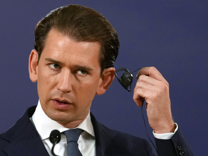 奥地利总理库尔茨宣布辞职。 （美联社）