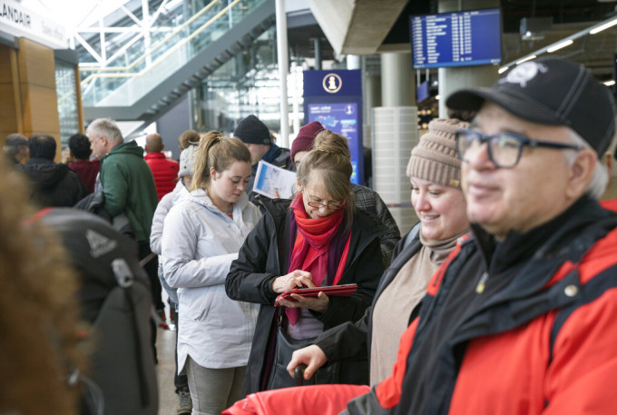 冰島廉航沃奧航空（WOW Air）突然宣佈停止營運，所有航班即時取消，至少影響4000名旅客。  美聯社圖片