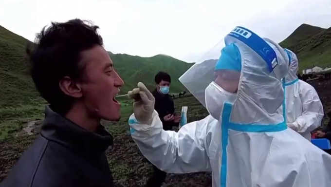 甘肅高原牧場進行史上首次核酸檢測。