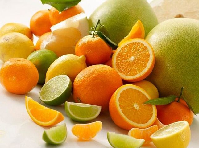 進食柑橘類水果太多，或也會帶來4個健康問題。網圖