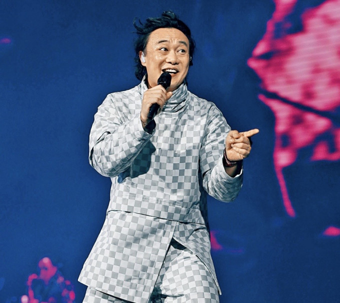 陈奕迅取消个唱损失惨重，他计画明年圣誔再开唱。