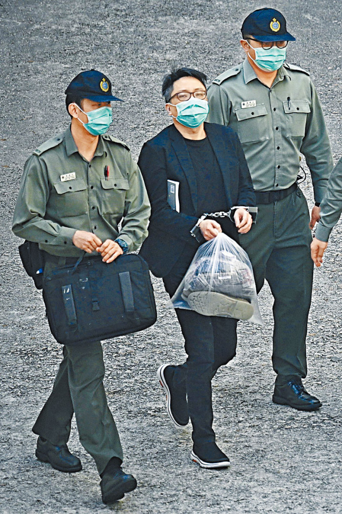 譚得志被控發表煽動文字等共十四罪。
