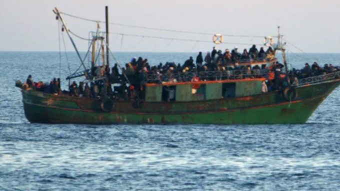 近年地中海偷渡船出意外频生。路透社资料相