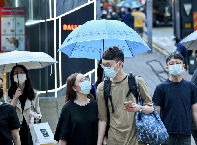 本周仍會有一兩陣雨。資料圖片