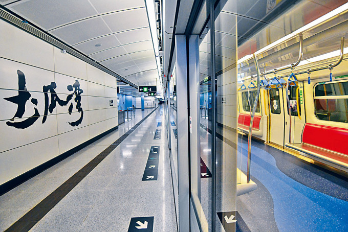 ■港铁屯马綫将于本月二十七日全綫通车。