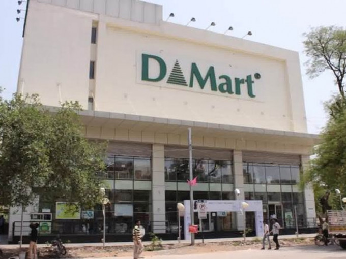 拥有印度连锁超市Avenue Supermarts的达玛尼，因受近日民众持续囤货影响，身家暴涨。网图