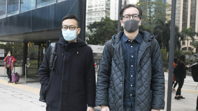 《立场新闻》前总编辑锺沛权（右）、署任总编辑林绍桐（左）。资料图片