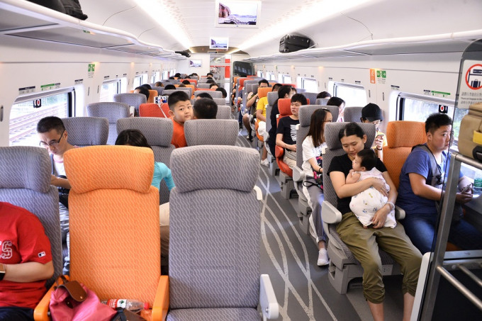 廣深港高鐵列車。資料圖片