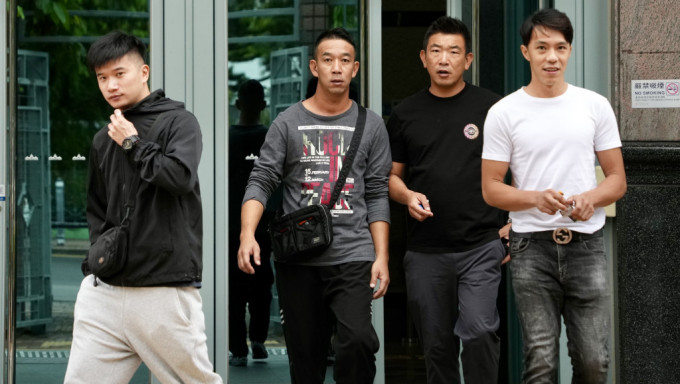 左起被告蔡坤华、曾锦辉、刘永阜和孙百禧，其中孙百禧被判囚3个月。资料图片
