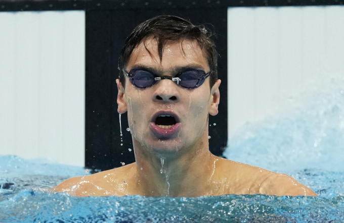 利路夫奪男子100米背泳金牌。Reuters