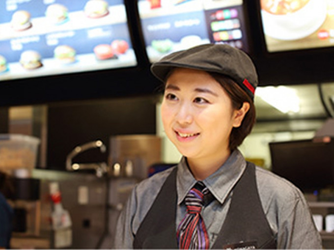 日本麥當勞員工，工作時都沒配戴口罩，背後竟是這個原因。（資料圖片）