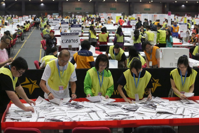 選舉事務處證實遺失2016年票站8000名選民登記冊 。資料圖片