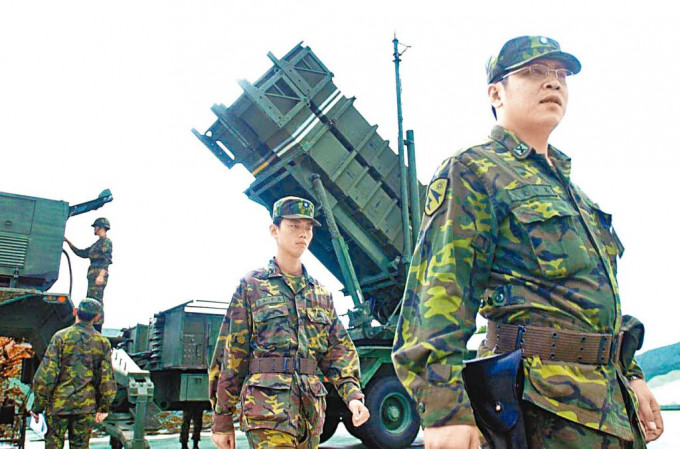 台湾的美制爱国者导弹防御系统部署在重要军事基地内。