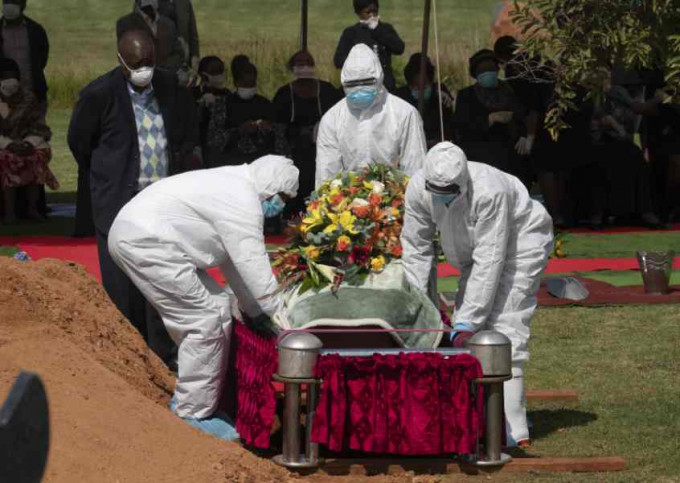 聯合國報告指或超過30萬非洲人因新冠肺炎而死。AP