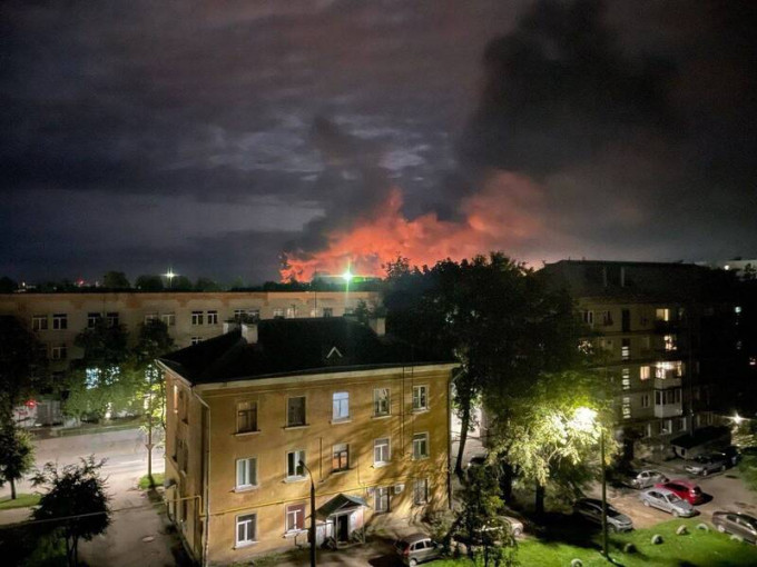 俄羅斯靠近愛沙尼亞邊境的普斯科夫市周三凌晨遭無人機攻擊。網上圖片