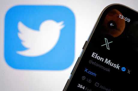 马斯克旗下的X公司前身为Twitter。路透社