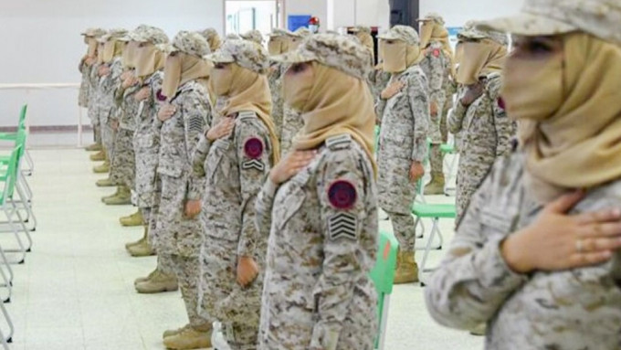 科威特国防部去年10月准许女性担任战斗员。资料图片