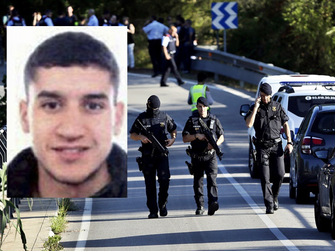 西班牙警方证实，已击毙了巴塞隆拿恐袭疑凶阿布雅各布(小图)。AP