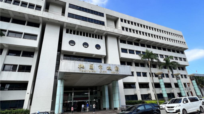 台湾桃园女教师多次性侵男学生被判刑。（中时新闻网）