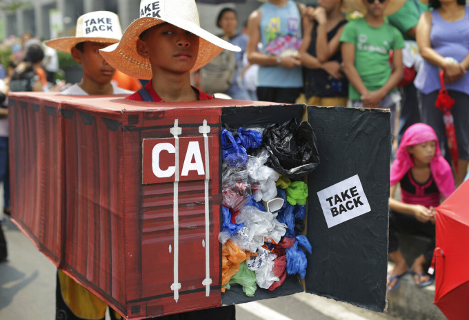 菲律賓與加拿大因垃圾貨櫃爭端演變的外交風波惡化。　AP圖片