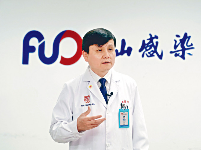 ■上海市新冠肺炎医疗救治专家组组长张文宏，建议本港借鉴内地防控经验。