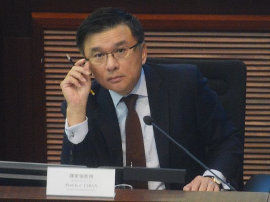 陳家強期望今年年中之前完成香港加入亞投行的申請工作。