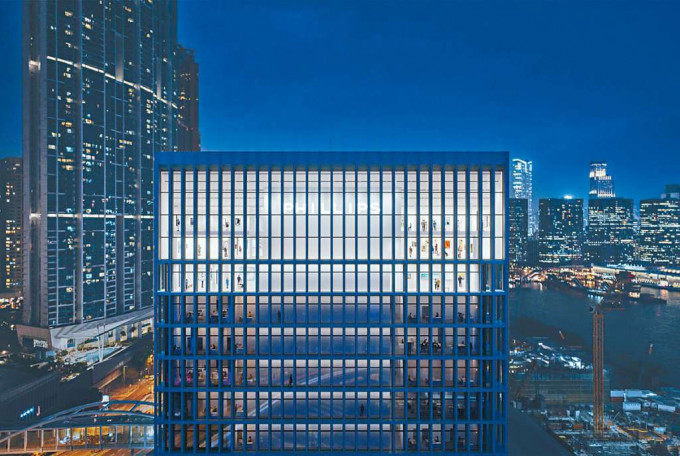 ■富藝斯的新總部落戶西九文化區管理局大樓，包括頂樓兩層展廳及拍賣場。