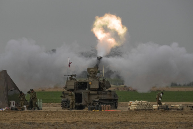 以軍在加沙南部發炮。美聯社